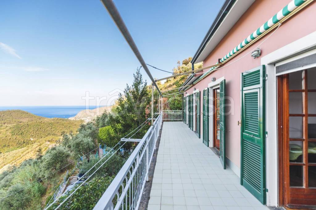 casa indipendente in vendita a Levanto in zona Chiesanuova