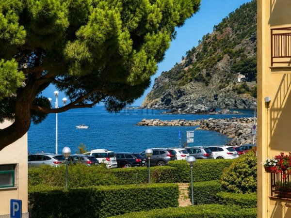appartamento in vendita a Levanto in zona Mesco