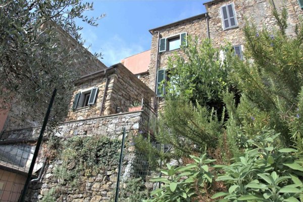 casa indipendente in vendita a Levanto in zona Mesco