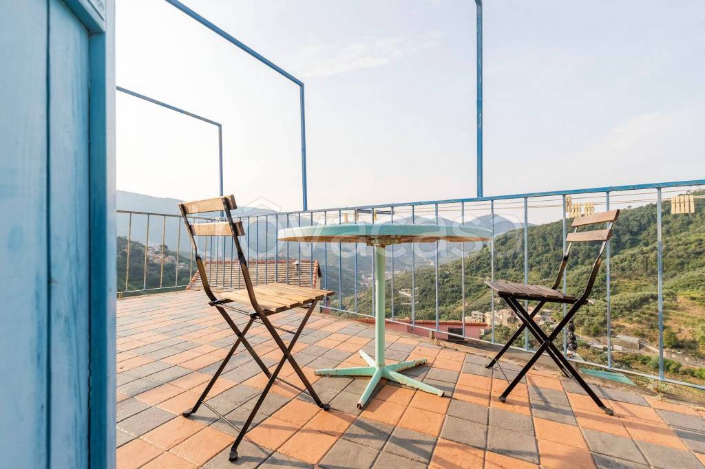 casa indipendente in vendita a Levanto in zona Lavaggiorosso