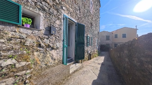 appartamento in vendita a Levanto in zona Legnaro