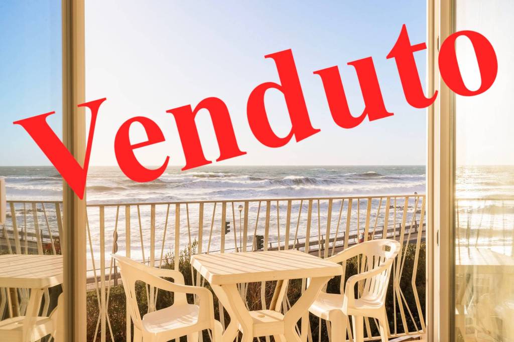 appartamento in vendita a Levanto in zona Mesco