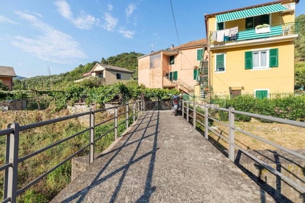 appartamento in vendita a Levanto in zona Legnaro