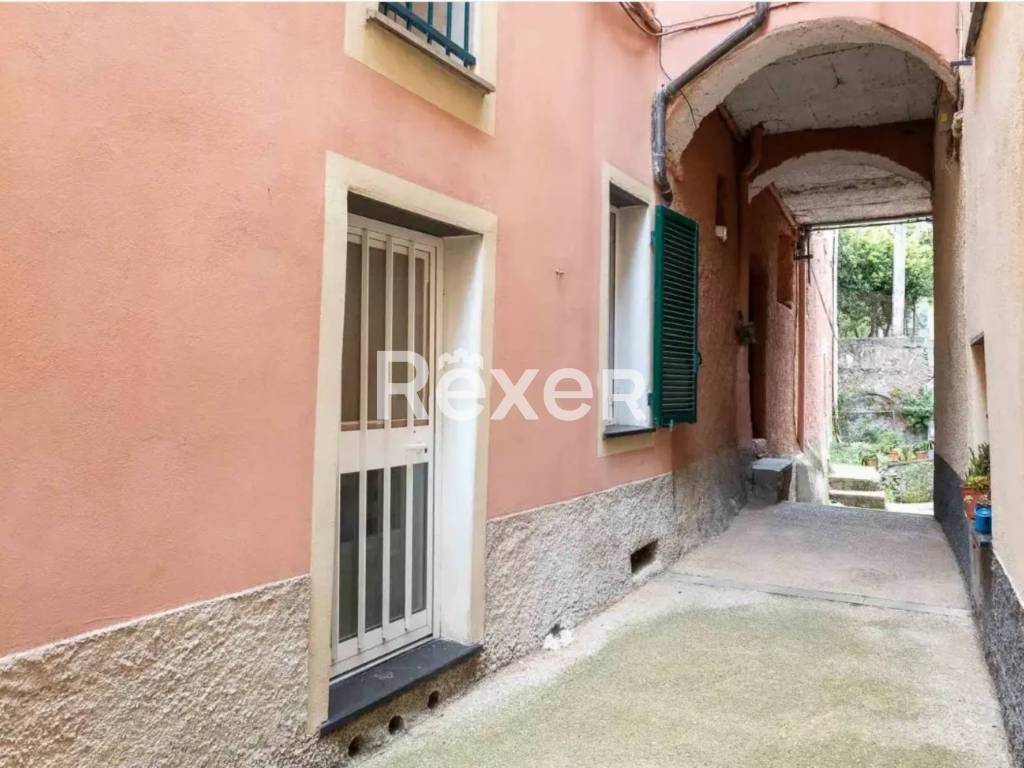 appartamento in vendita a Levanto in zona Legnaro