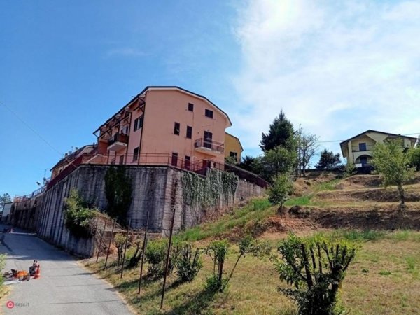 appartamento in vendita a Maissana in zona Tavarone