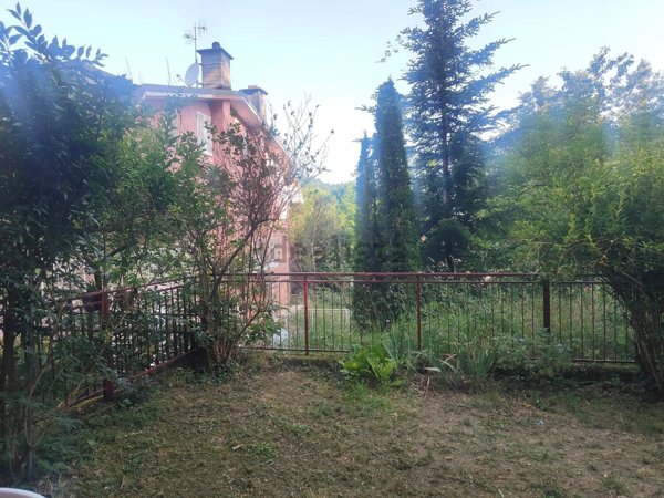 appartamento in vendita a Maissana in zona Tavarone