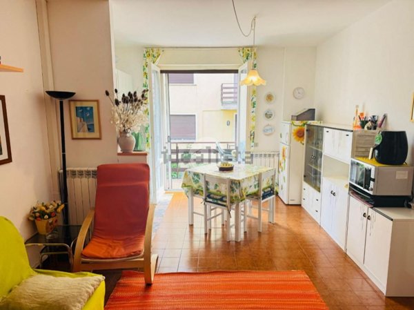 appartamento in vendita a Maissana in zona Tavarone