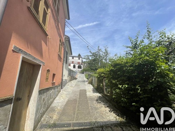 casale in vendita a Maissana in zona Salterana