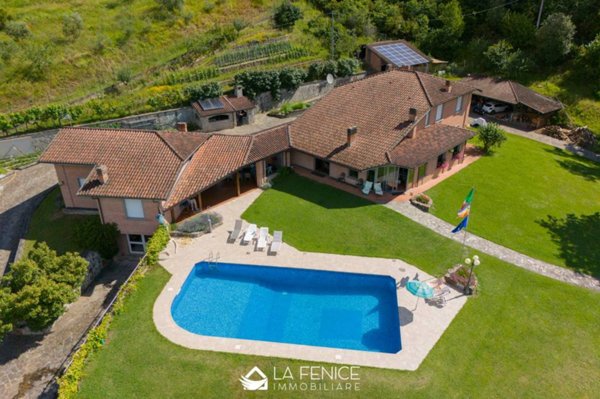 casa indipendente in vendita a Monterosso al Mare