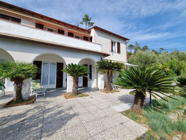 casa indipendente in vendita a Monterosso al Mare