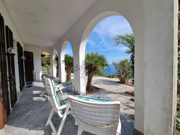 casa indipendente in vendita a Monterosso al Mare
