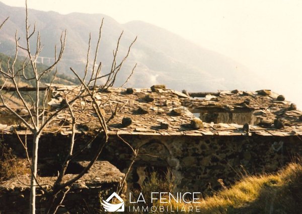 casale in vendita a Monterosso al Mare