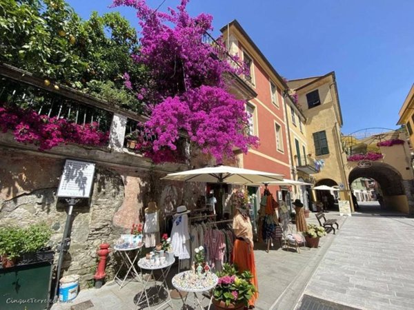 casa indipendente in vendita a Monterosso al Mare