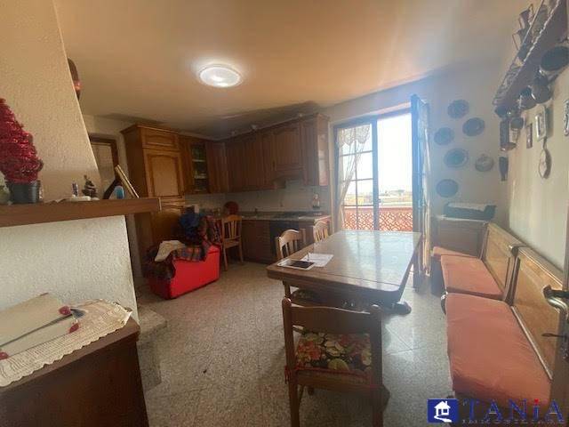 casa indipendente in vendita a Luni in zona Casano