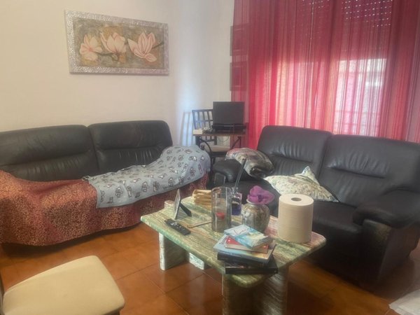 appartamento in vendita a Luni in zona Isola