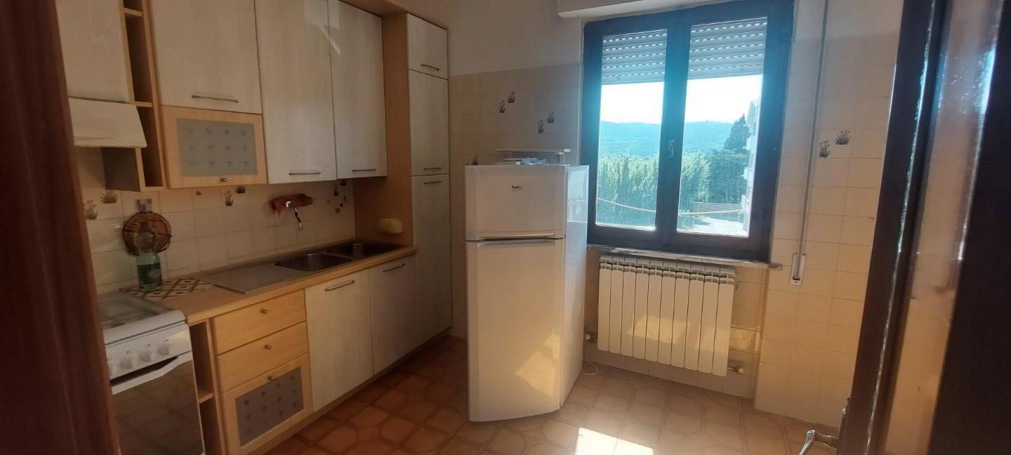 appartamento in vendita a Luni