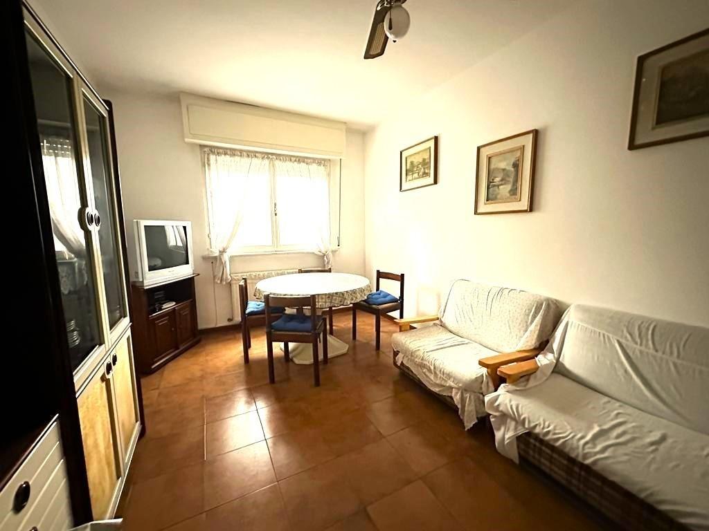 appartamento in vendita a Luni