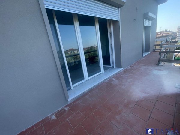 appartamento in vendita a Luni in zona Dogana