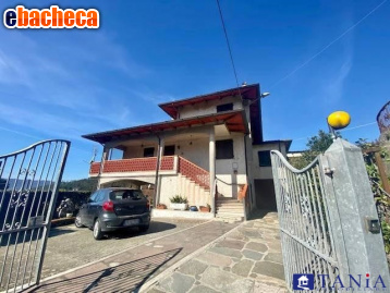 appartamento in vendita a Luni in zona Casano