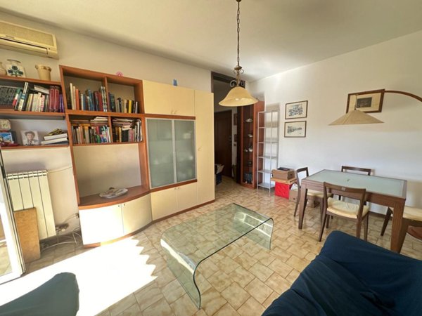 appartamento in vendita a Luni