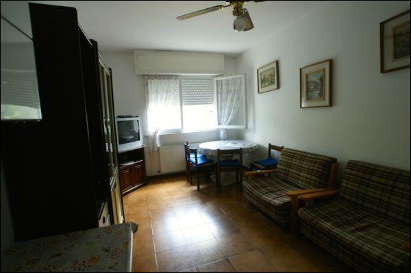 appartamento in vendita a Luni