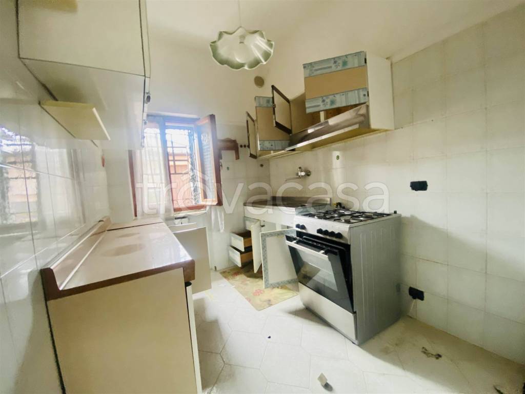 appartamento in vendita a Luni