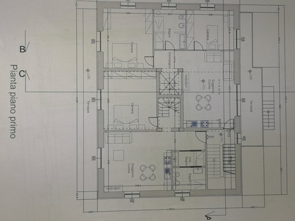casa semindipendente in vendita a Luni