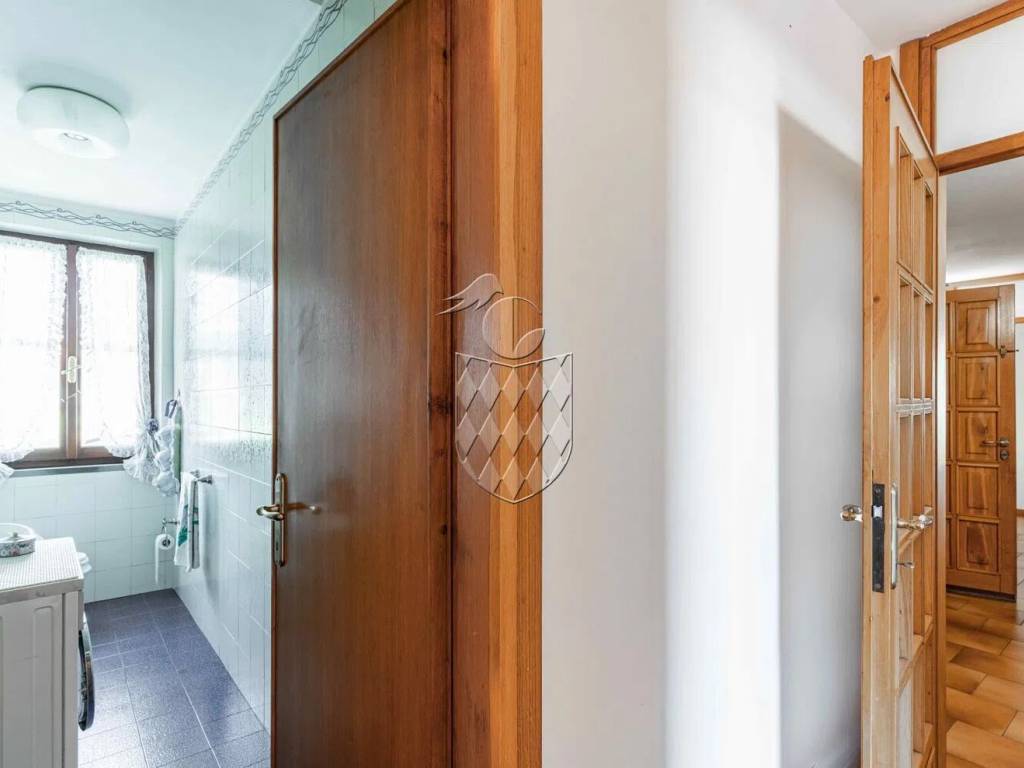 casa indipendente in vendita a Luni