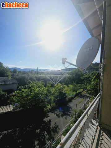 casa indipendente in vendita a Luni in zona Casano