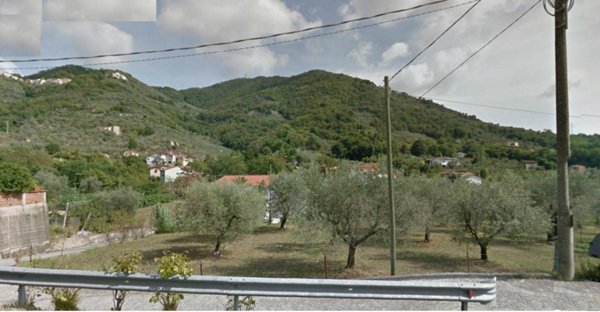 appartamento in vendita a Luni in zona Casano