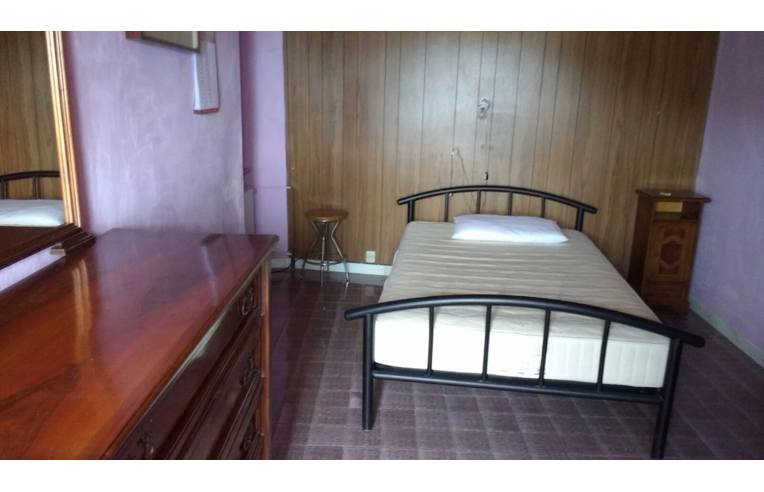 casa indipendente in vendita a Luni