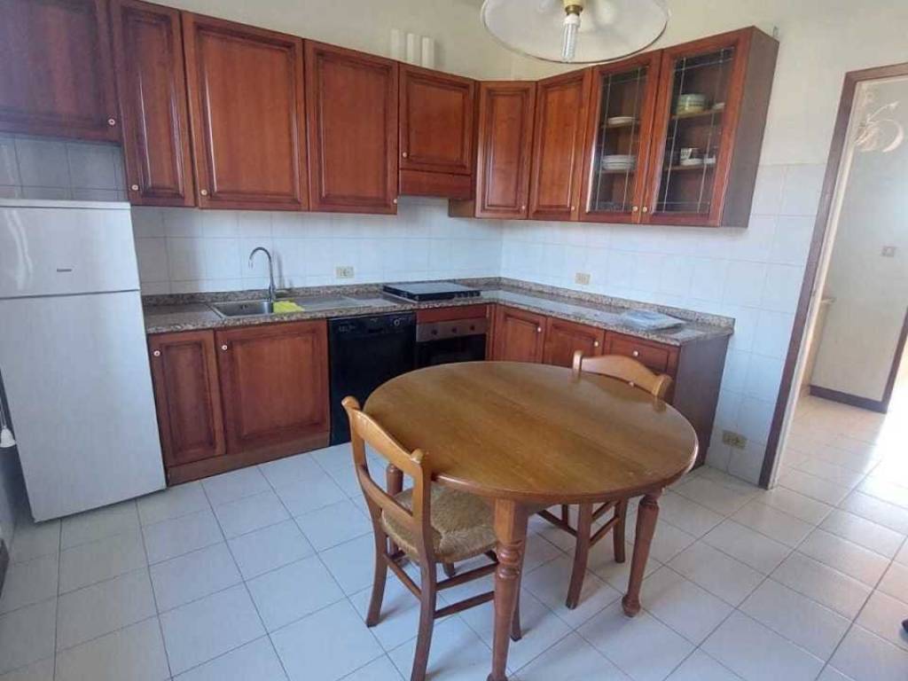 appartamento in vendita a Luni in zona Dogana