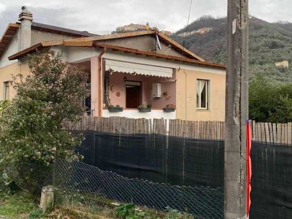 appartamento in vendita a Luni in zona Casano