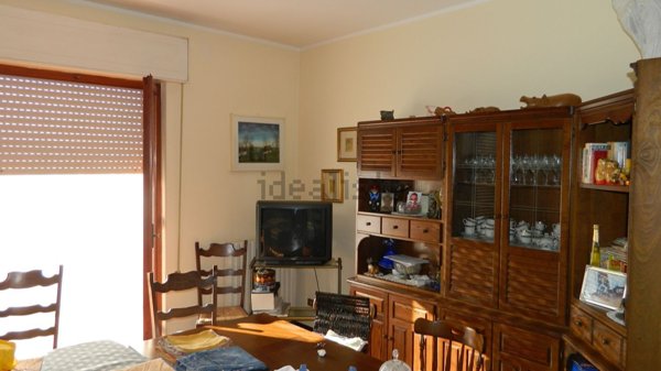 casa indipendente in vendita a Luni