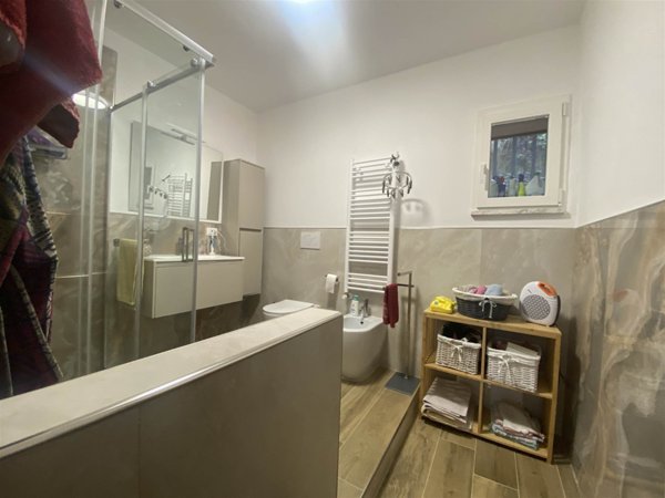casa indipendente in vendita a Luni in zona Casano