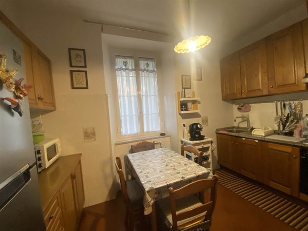 casa indipendente in vendita a Luni in zona Casano