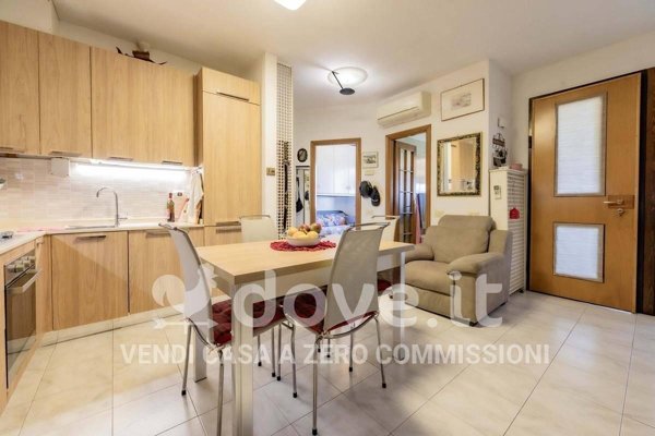 appartamento in vendita a Luni