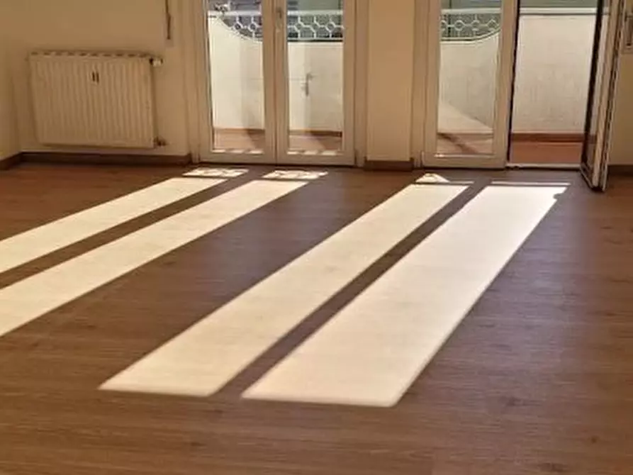 appartamento in vendita a Luni in zona Dogana