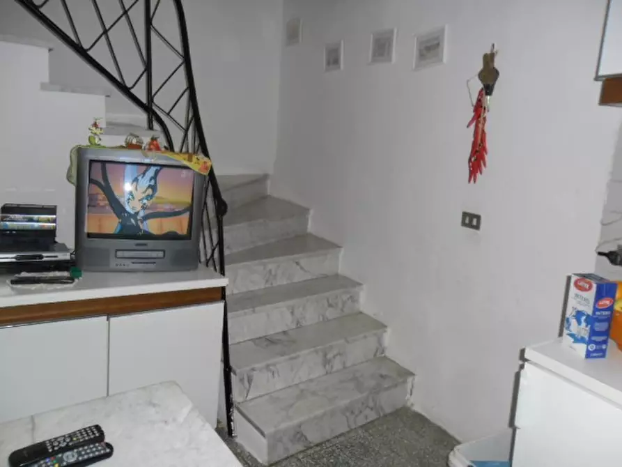 casa indipendente in vendita a Luni in zona Nicola
