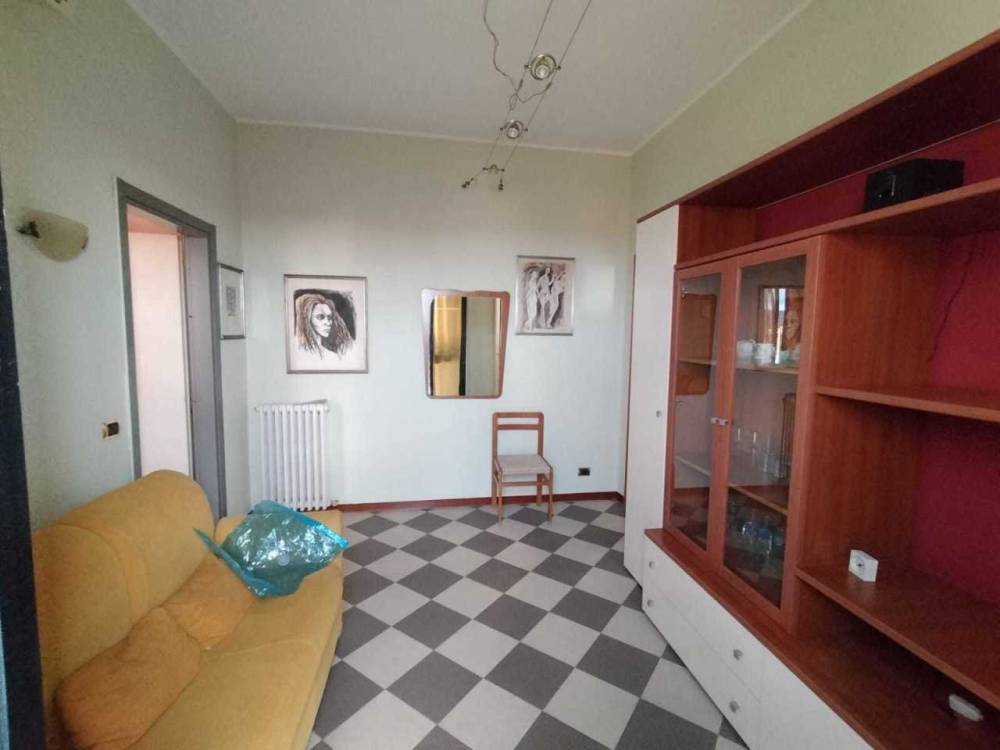 appartamento in vendita a Luni in zona Dogana