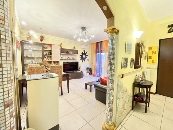 casa indipendente in vendita a Luni