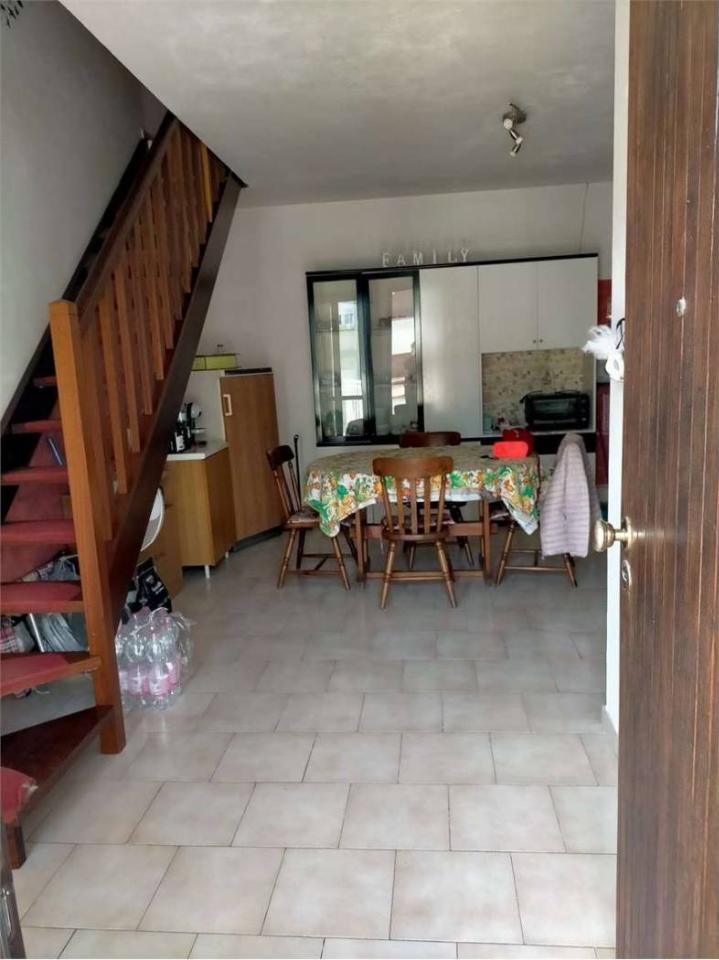 appartamento in vendita a Luni in zona Casano