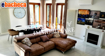 appartamento in vendita a Luni in zona Isola