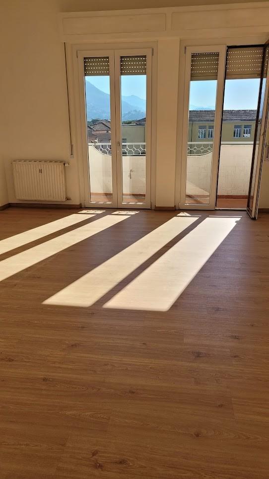appartamento in vendita a Luni
