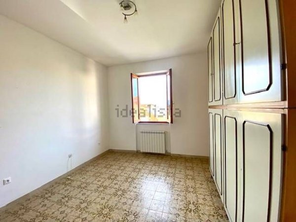 appartamento in vendita a Luni