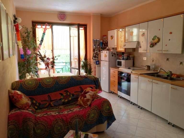 appartamento in vendita a Luni