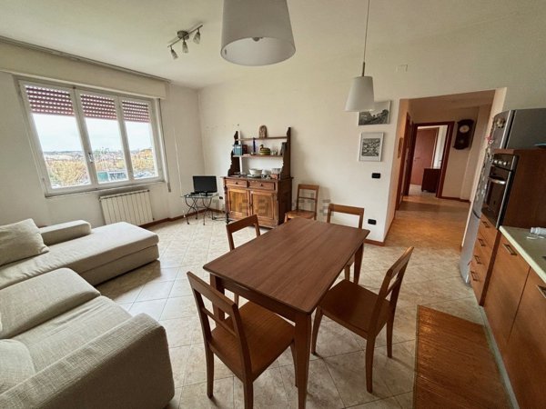 appartamento in vendita a Luni in zona Dogana