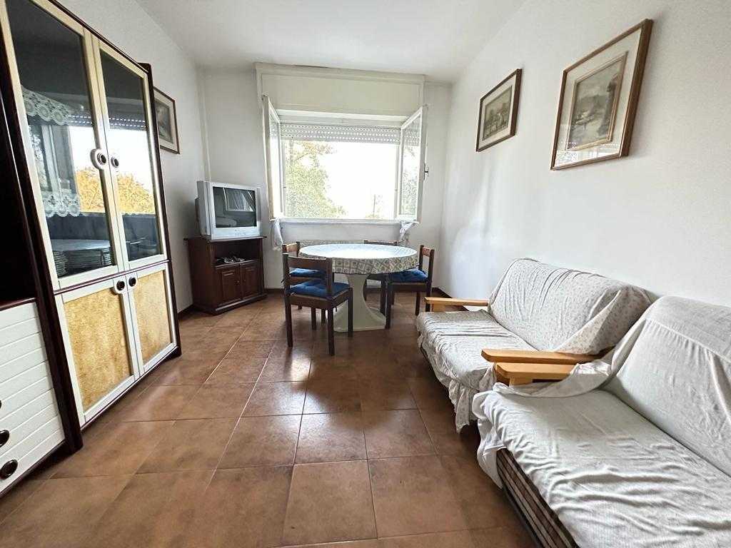 appartamento in vendita a Luni