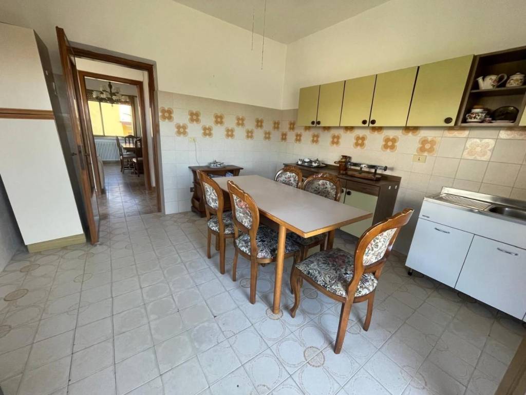 casa indipendente in vendita a Luni in zona Isola