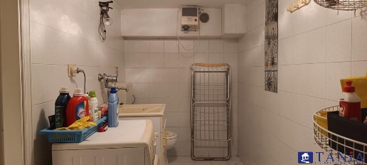 casa indipendente in vendita a Luni in zona Dogana